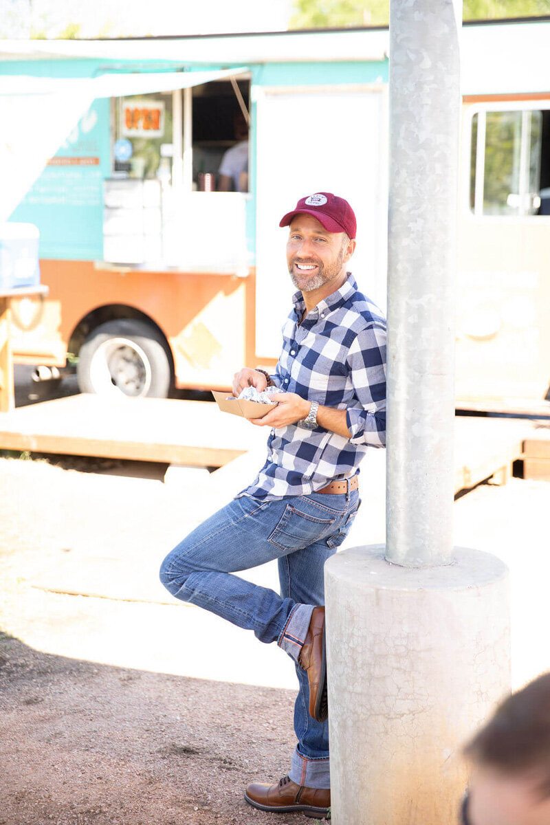 Korey Howell Photography On Location Bright Casual Photography