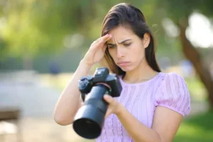 bad-photoshoot-etiquette-professional-woman-headshots