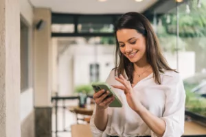 woman-looking-at-her-smartphone