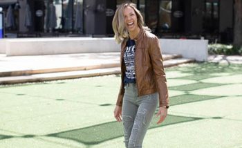 Casual Laughing Women Photography